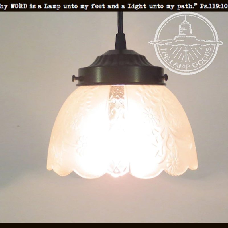 Antique Frost & Clear Scallop PENDANT Light